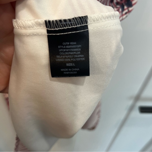 Three pink hearts dress Style 26R4551Gpi Size Large Pink With Flowers High Neck - Picture 5 of 7